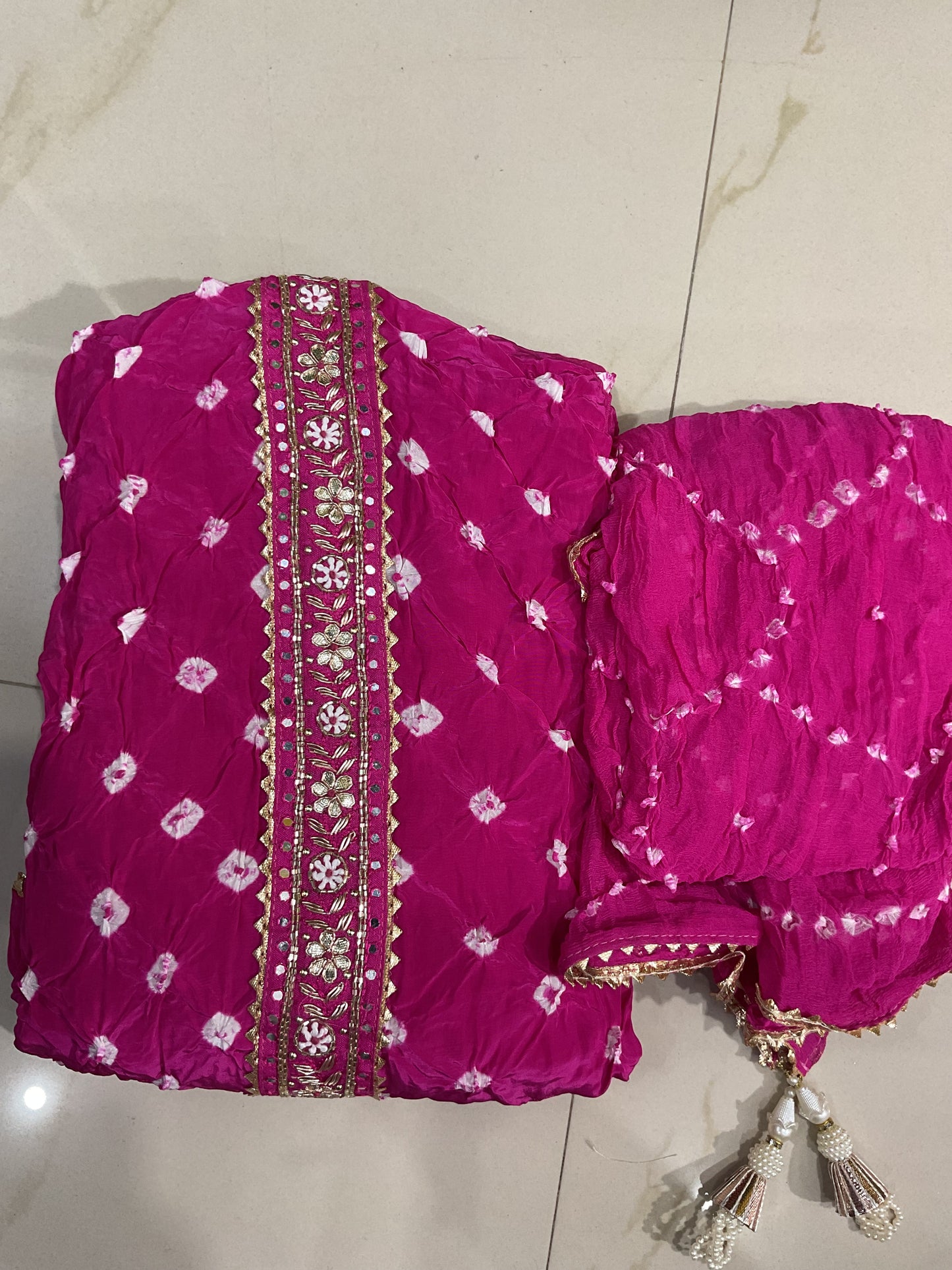 Crape Bandhej Suit