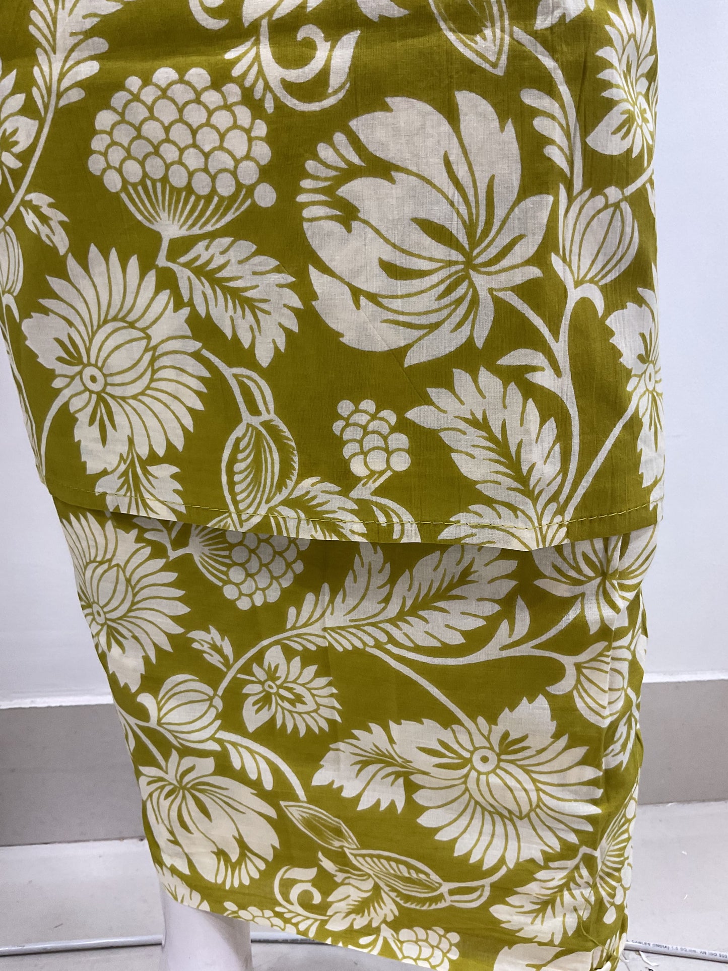 Green beautiful suit white print