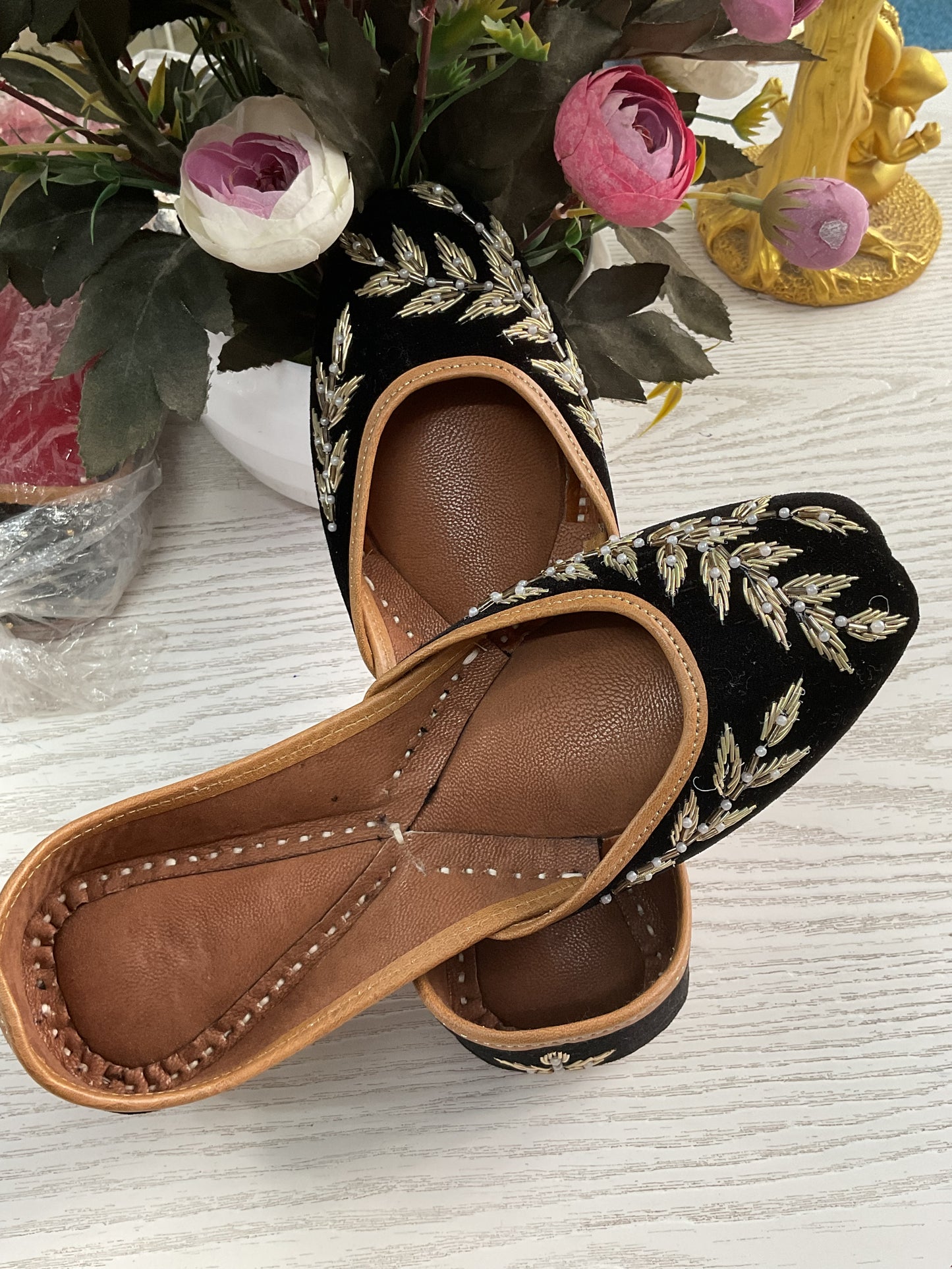 Black stone punjabi Jutti