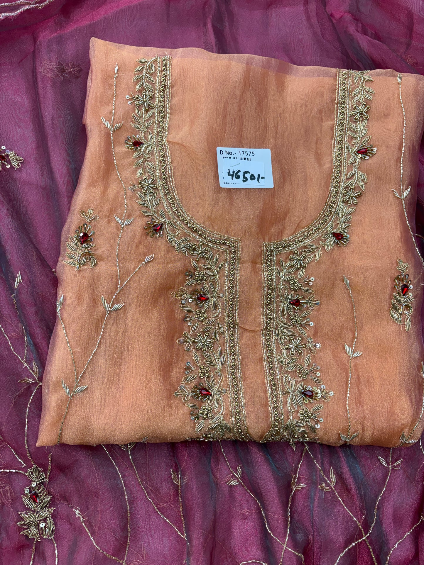 Antique dabka