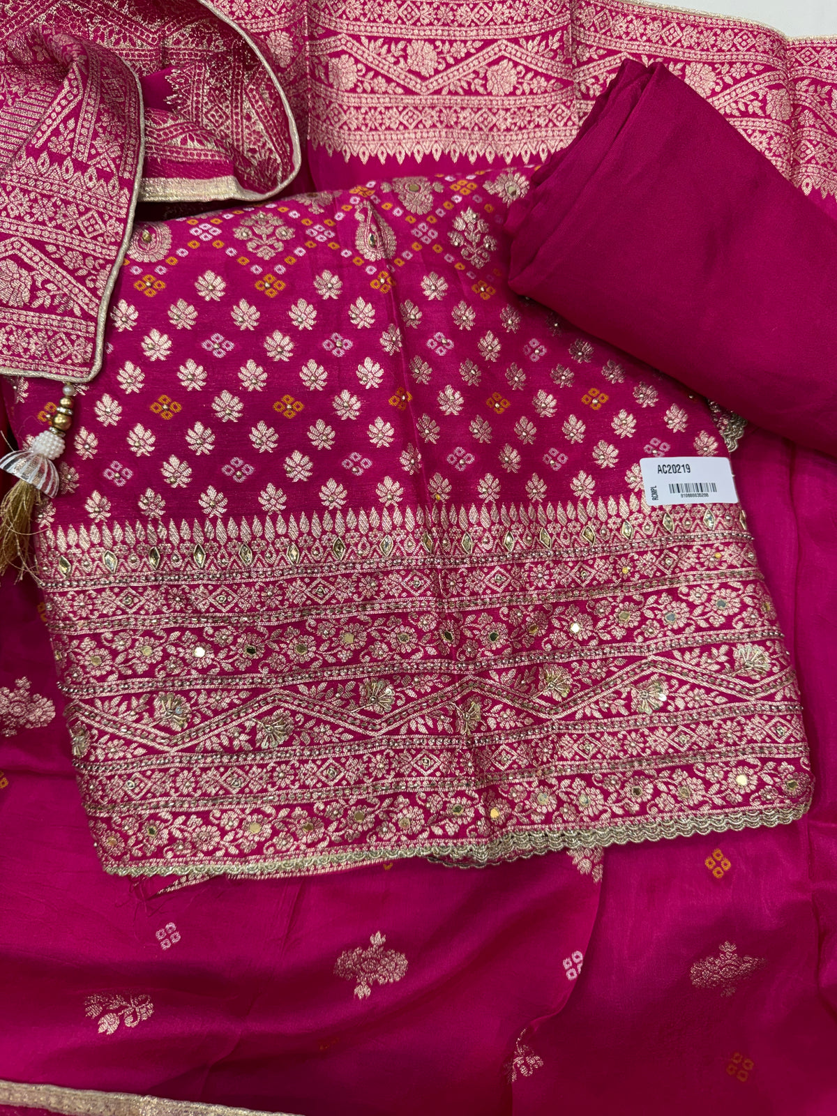 Dola silk