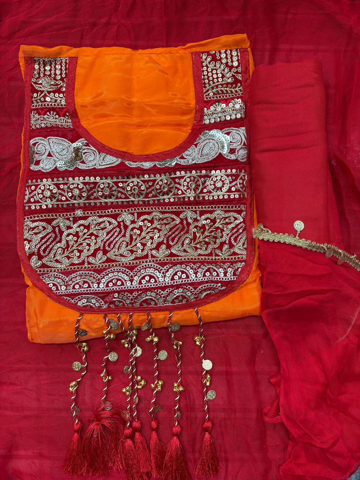 Kashmiri suit