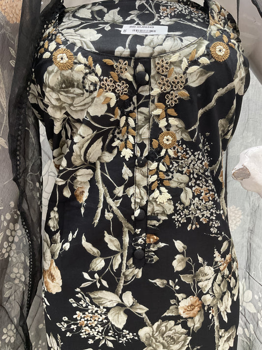 Black beautiful cotton suit