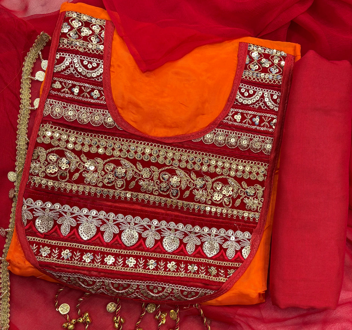 Kashmiri suit