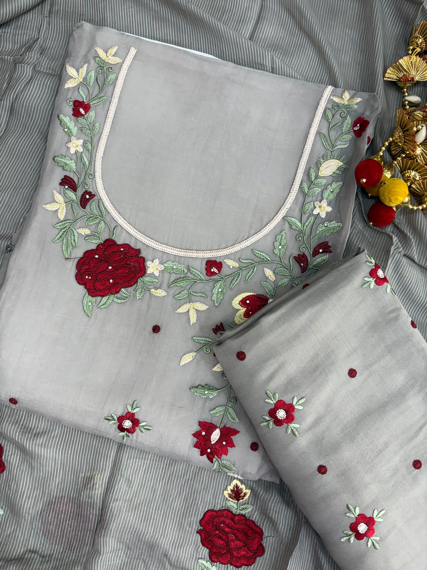 Gulab metallic