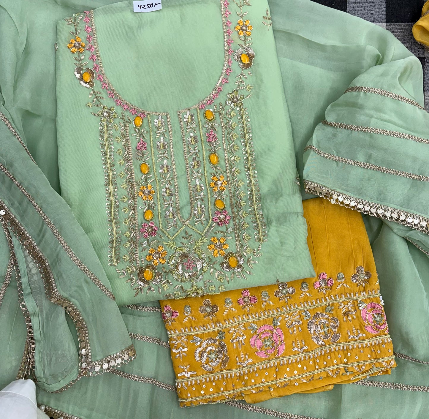 Isha twill