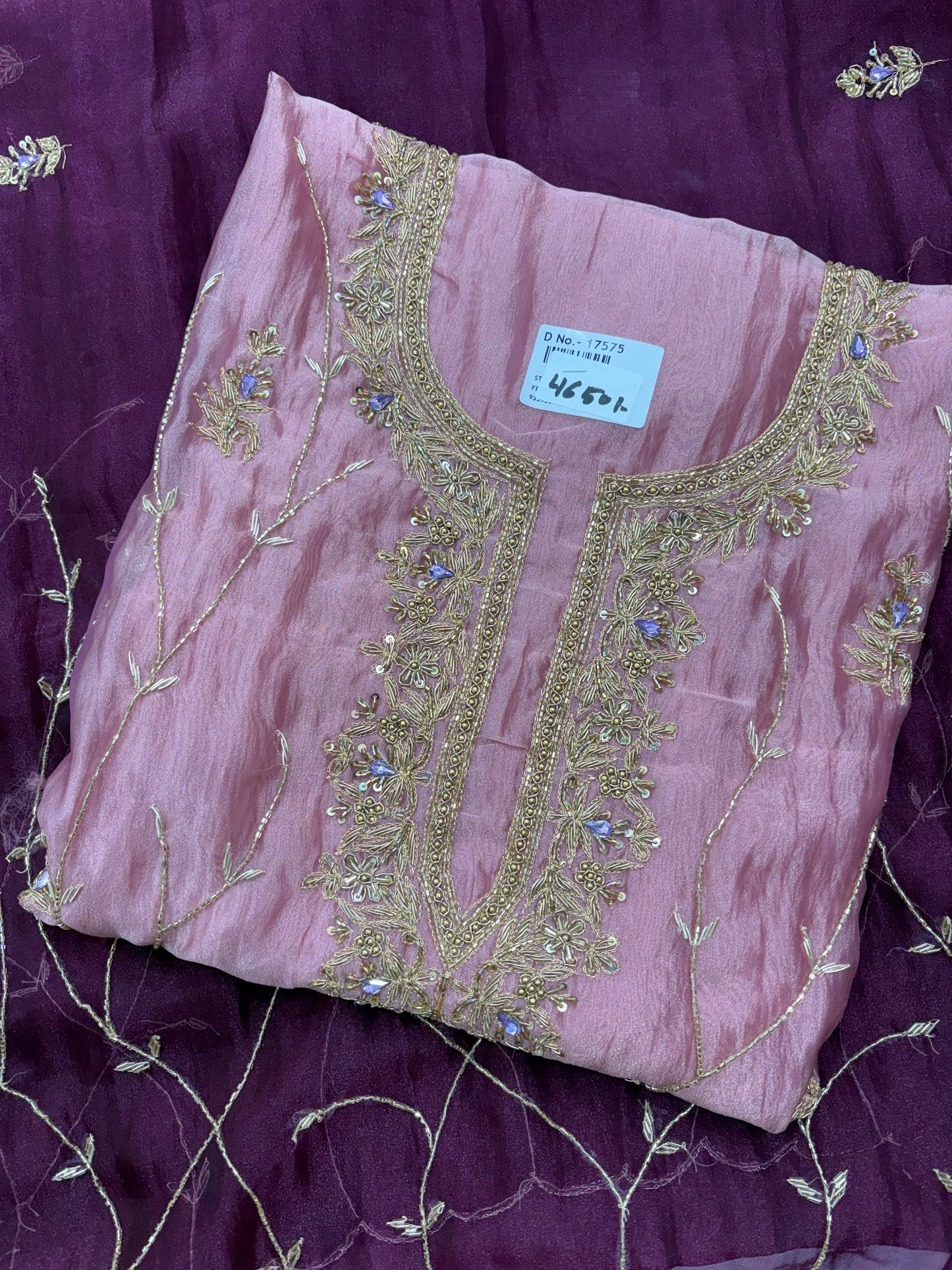 Antique dabka